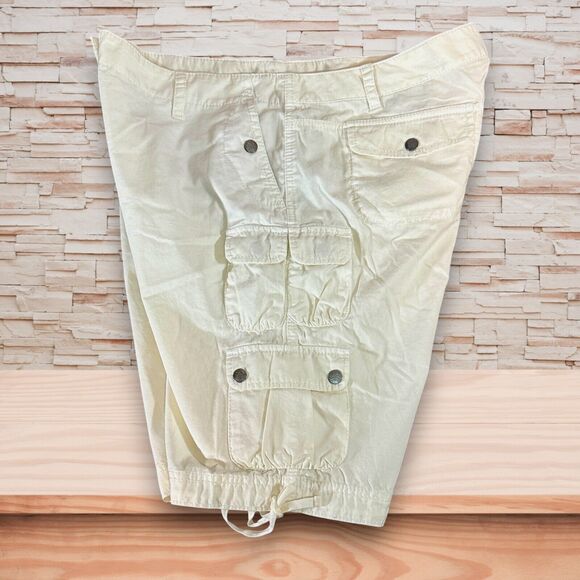 Ann Taylor LOFT Cargo Shorts Pocket Tie Hem Lightweight White Women's 12 NWT - Picture 1 of 4